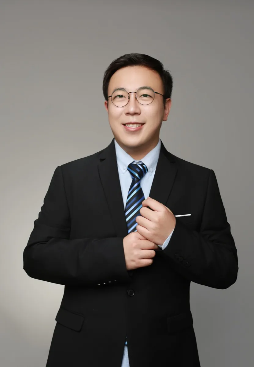 Ying Zhang